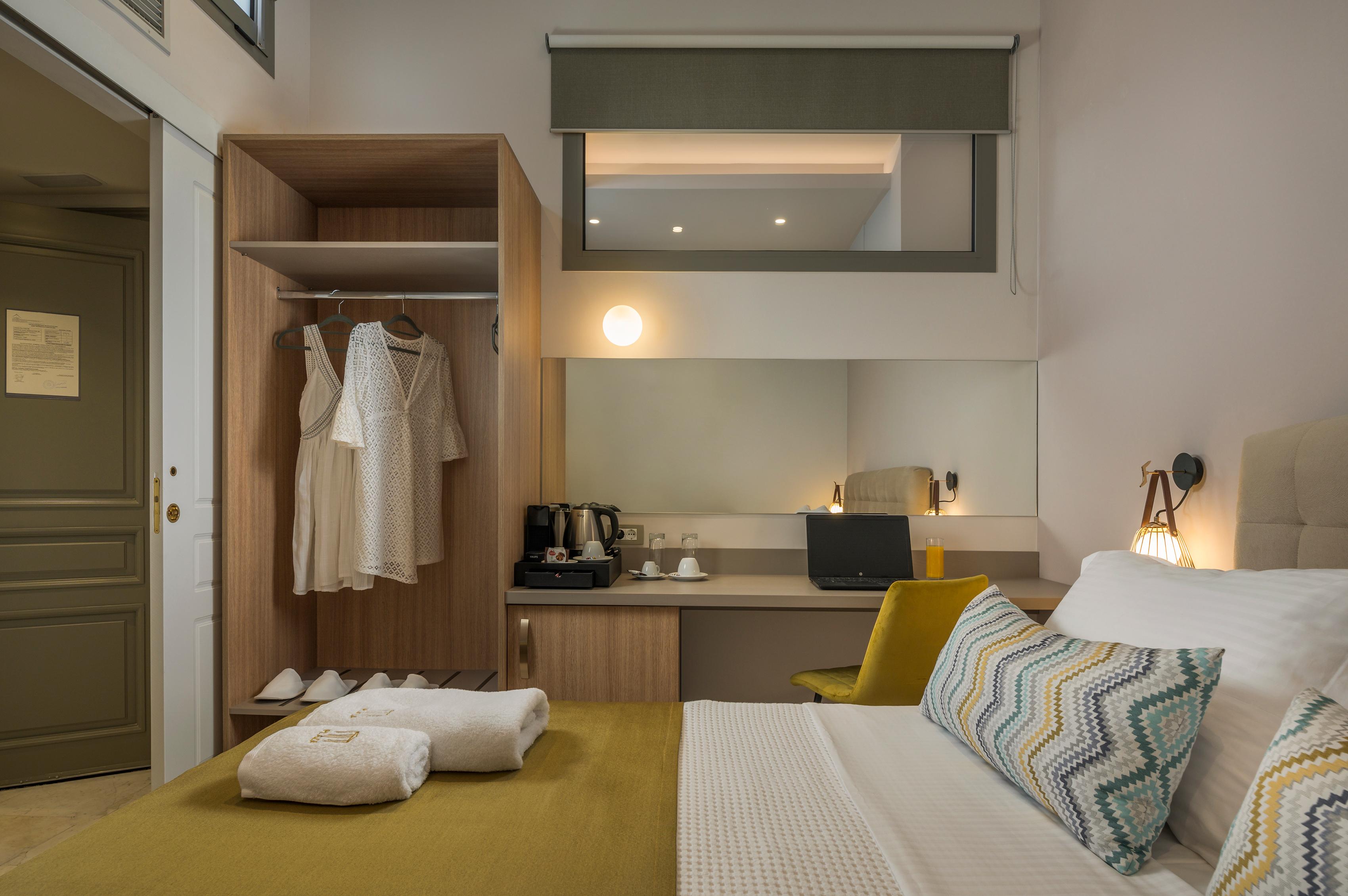 Plaza 1866 Superior City Rooms Chrissi Akti Chania Exterior foto