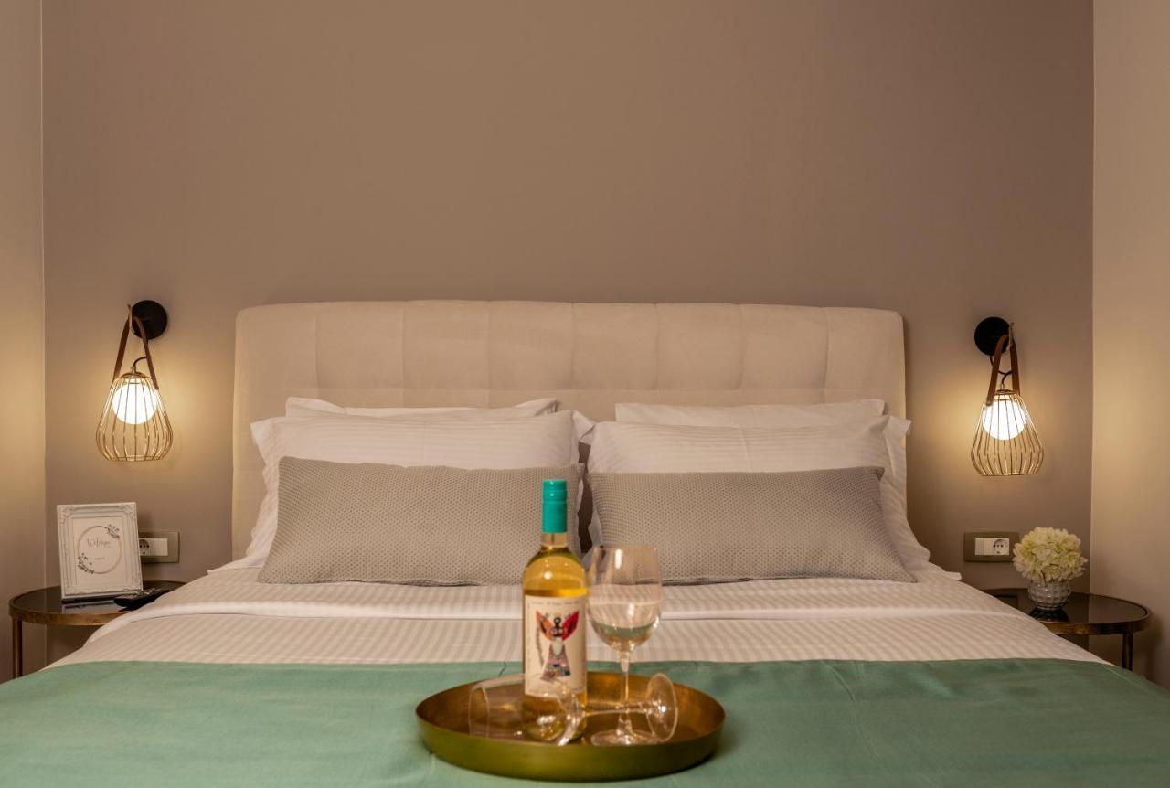 Plaza 1866 Superior City Rooms Chrissi Akti Chania Exterior foto
